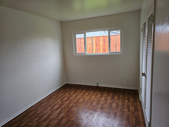 Building Photo - Open House Tuesday, 5/6 3:30p - 5:30p  3 B...
