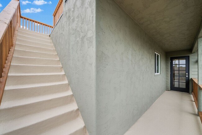 Building Photo - 4376 Del Monte