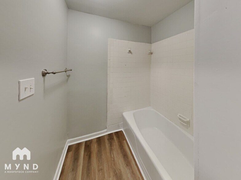 Building Photo - 2716 Goshawk Ln