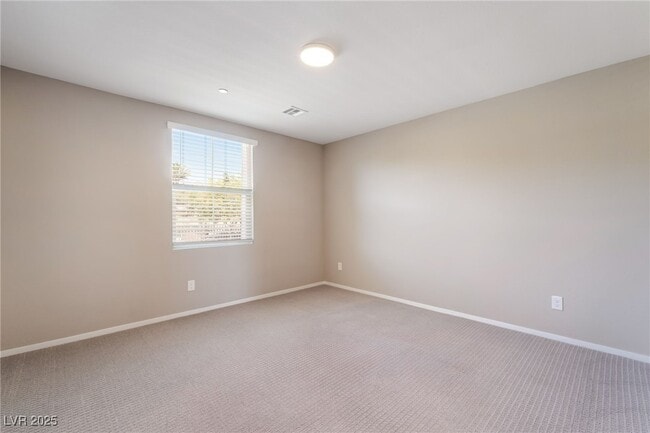 Building Photo - 25 Lomita Heights Dr