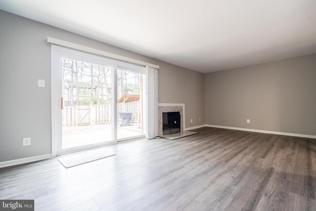 Building Photo - 6028 Forrest Hollow Ln