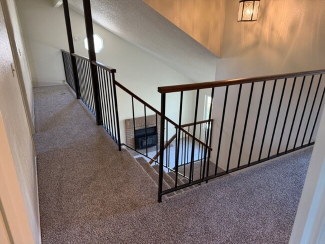 Building Photo - Updated 4 Bedroom 2.5 Bath Vacaville *Star...