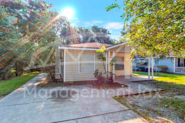 Building Photo - 1223 Florida Ave