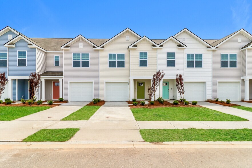 Building Photo - 106 Striker Rd