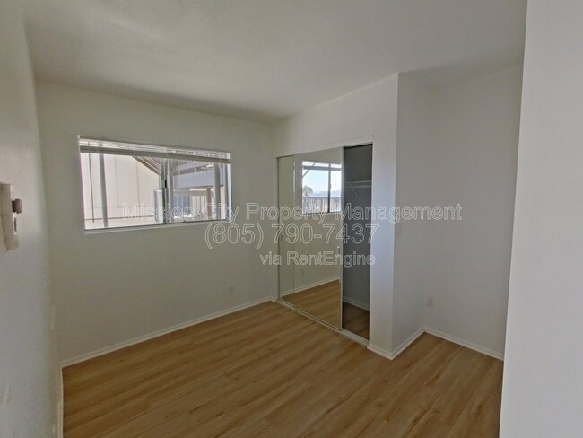 Building Photo - 1767 Grand Ave