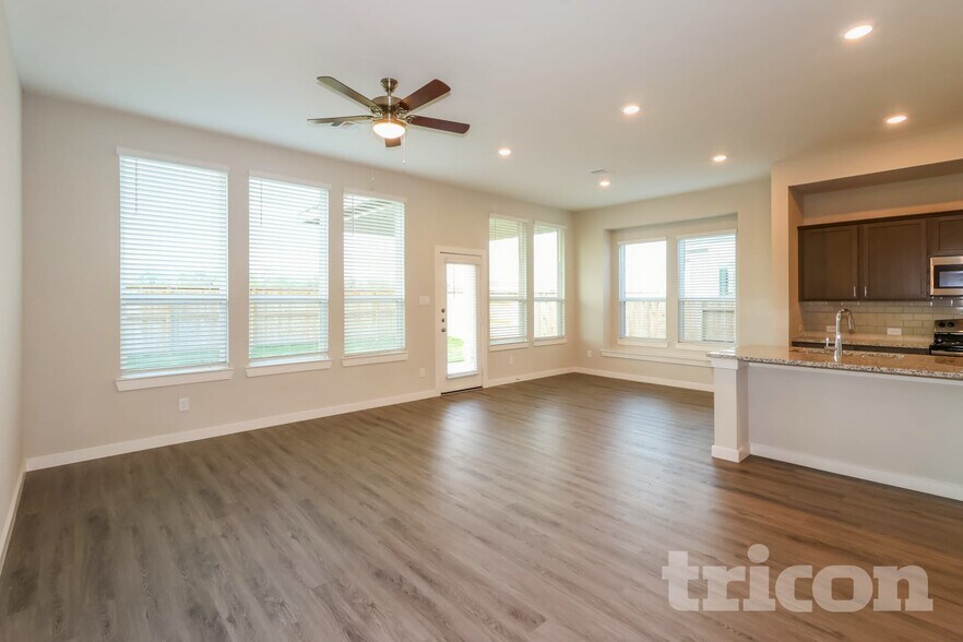 Building Photo - 2407 Cohorn Trl