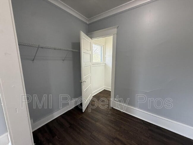 Building Photo - 2155 N 32nd St