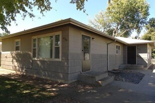 Building Photo - 432 Hazel Ct