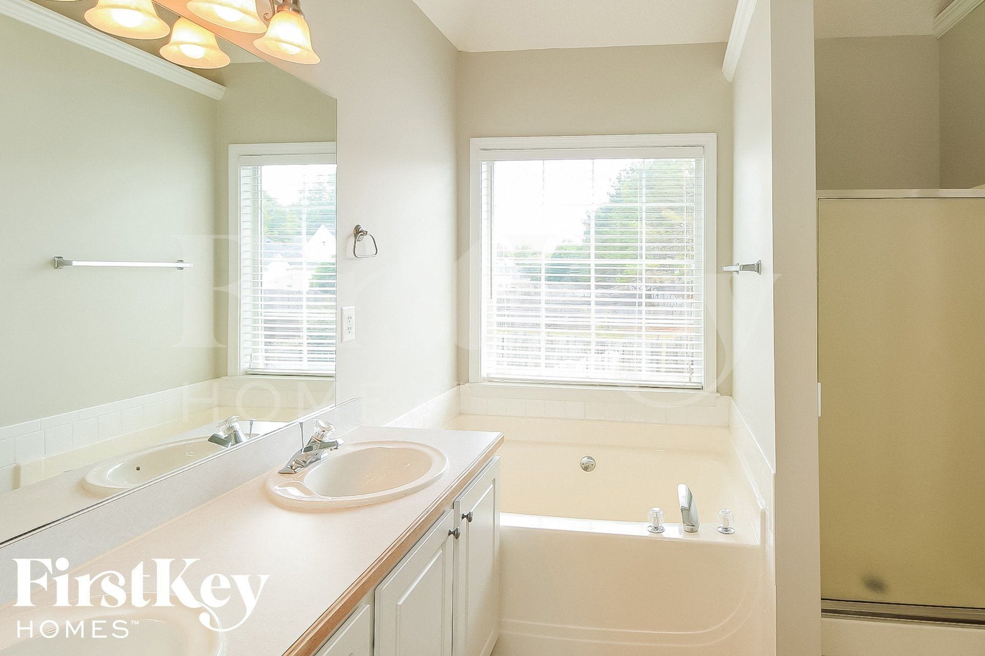 Building Photo - 142 Riva Ridge Ln