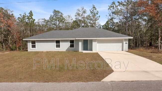 Building Photo - 9461 N Sandree Dr