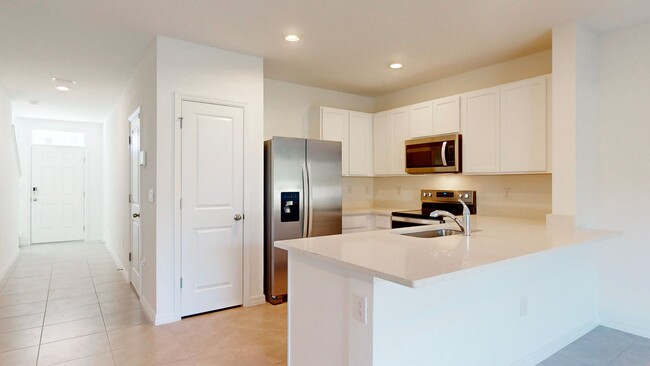 Building Photo - Brand New Townhome Available, near downtow...