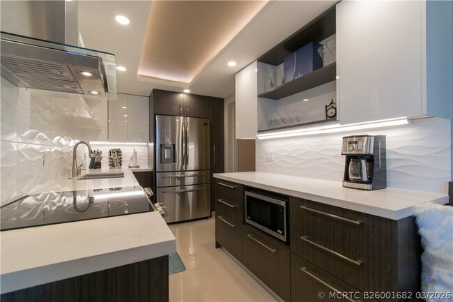 Building Photo - 1151 N Fort Lauderdale Beach Blvd