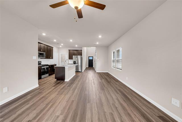 Building Photo - 504 Weller Rd