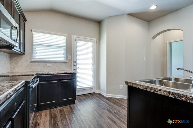 Building Photo - 1041 Lauren St