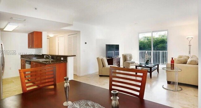 Building Photo - 1555 N Treasure Dr