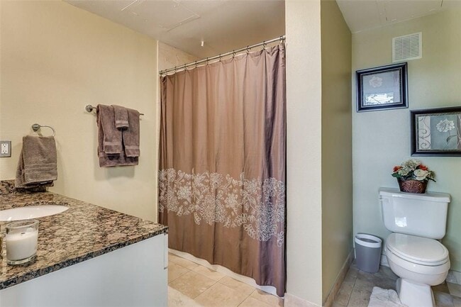 Building Photo - Beautiful 1 Bed- 1 Bath in Houston Place L...