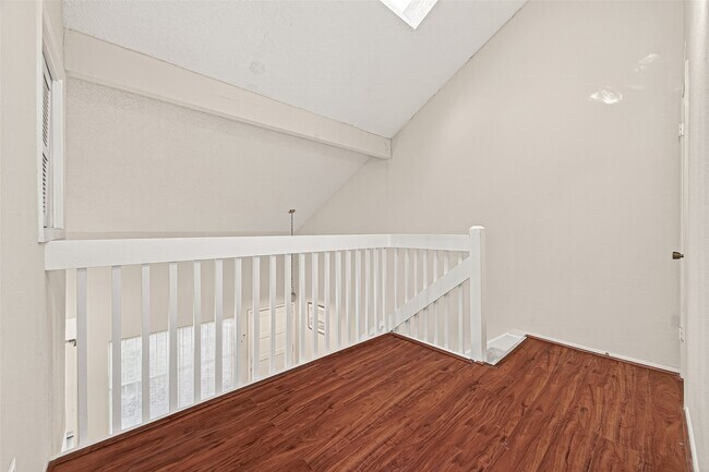 Building Photo - 13040 Greenway Chase Ct