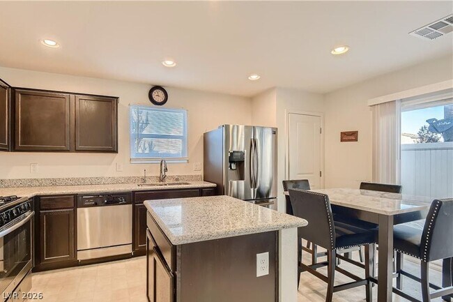 Building Photo - 3638 Via Margarita Ave