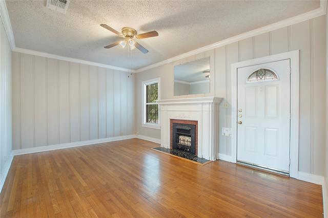 Building Photo - 4404 Birchman Ave