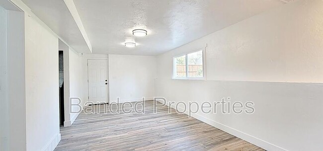 Building Photo - 3880 S 4535 W
