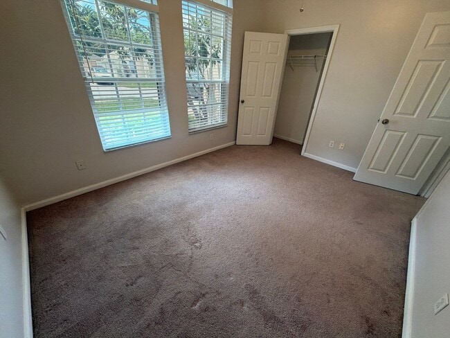 Building Photo - 1709 Pine Bay Dr