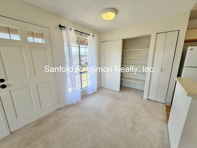 Building Photo - 94-105 Luluka Place #J202