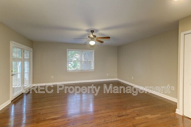 Building Photo - 5639 Flanders Ave