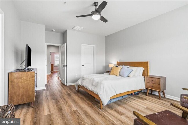 Building Photo - 4532 Tinder Box Cir