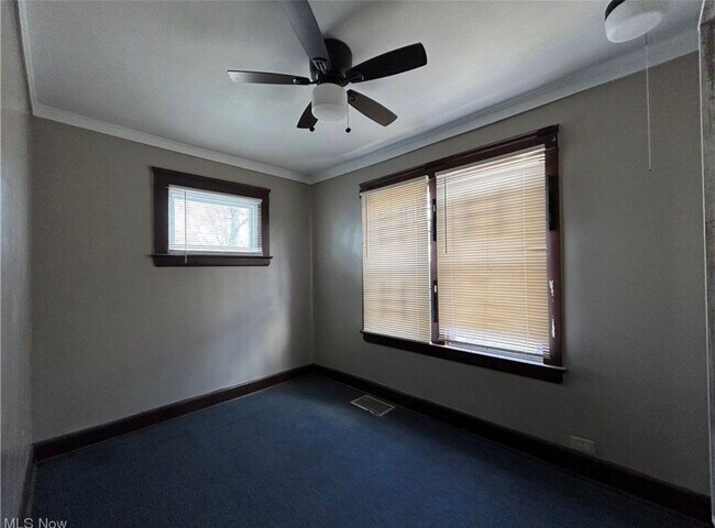 Building Photo - E 119th