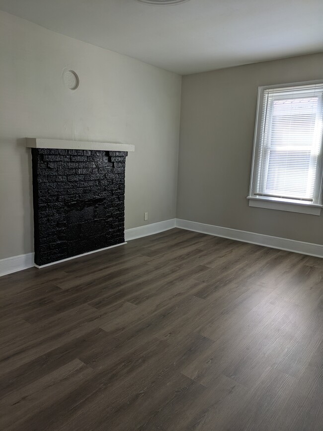 Building Photo - 206 Pitner Pl