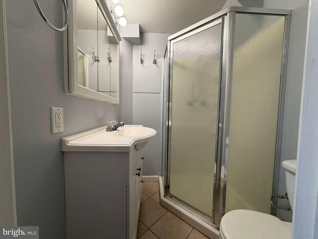 Building Photo - 10354 College Square