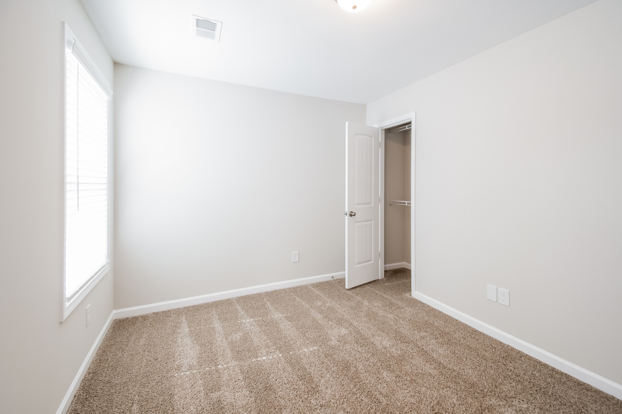 Building Photo - 925 Dawsons Park Wy