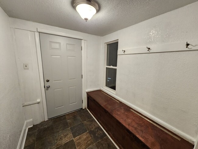 Building Photo - 4 Bedroom, 2 Bathroom home with large yard...