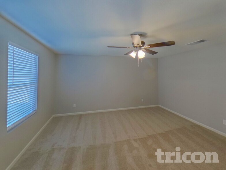 Building Photo - 418 Madison Way