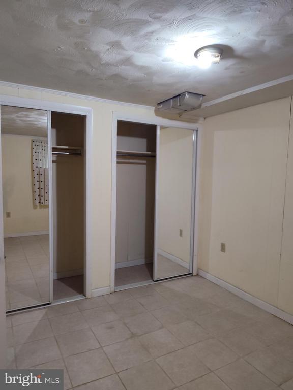 Building Photo - 8219 Tuckerman Ln