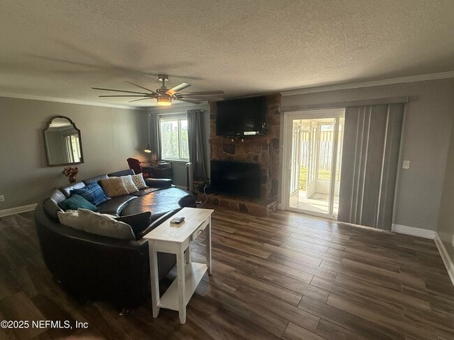 Building Photo - 4026 Cedar Island Rd E