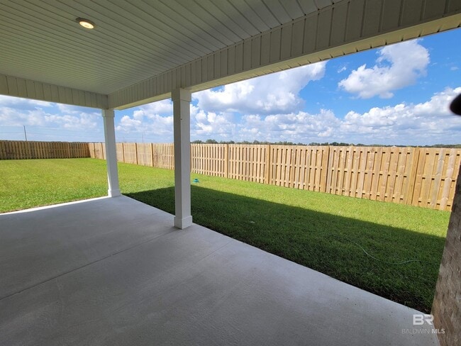 Building Photo - 1045 Hayward Lp