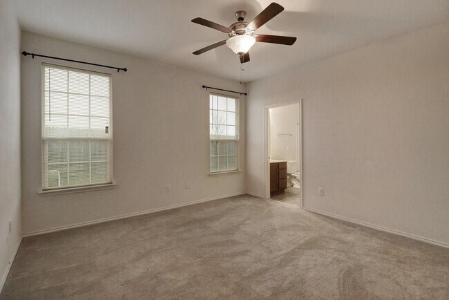 Building Photo - 11208 Kildoon Dr