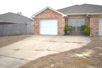 Building Photo - Home near the Heart of Alliance and Keller