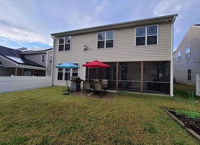 Building Photo - 3028 Landing Falls Ln