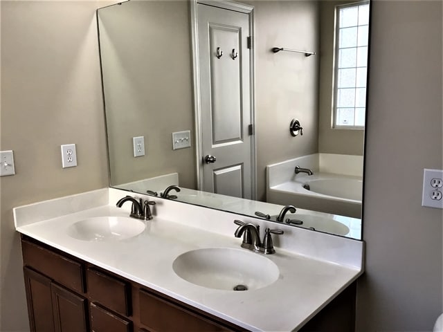 Building Photo - 503 Brick Barn Ln