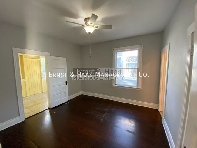 Building Photo - Lovely 2 Bedroom House Just Steps From Fin...