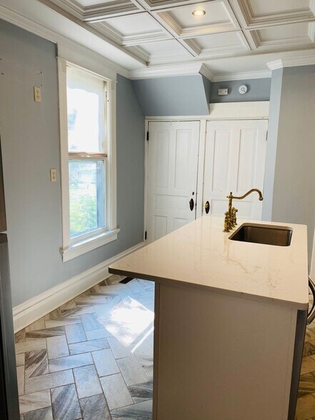 Building Photo - 507 Second Street Marietta