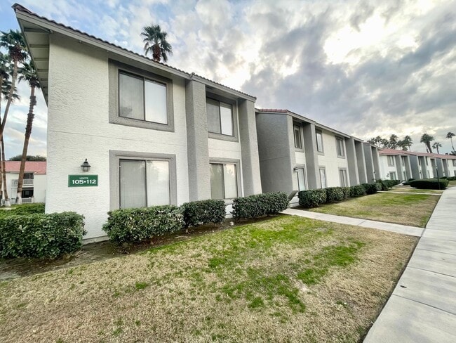 Building Photo - COMING SOON!! 2 bedroom 2 bath UPSTAIRS Condo in Palm Desert!