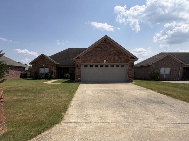 Building Photo - 1417 Puritan Dr
