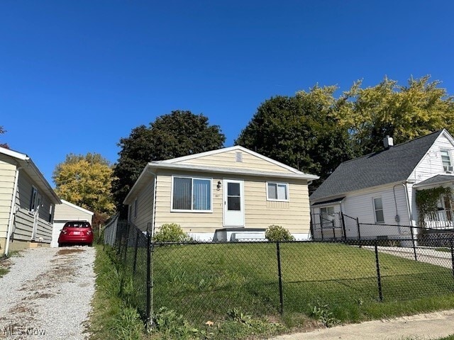 Building Photo - 807 Albemarle Ave