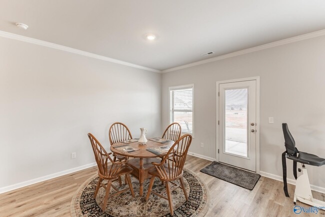 Building Photo - 111 Ranna Dr