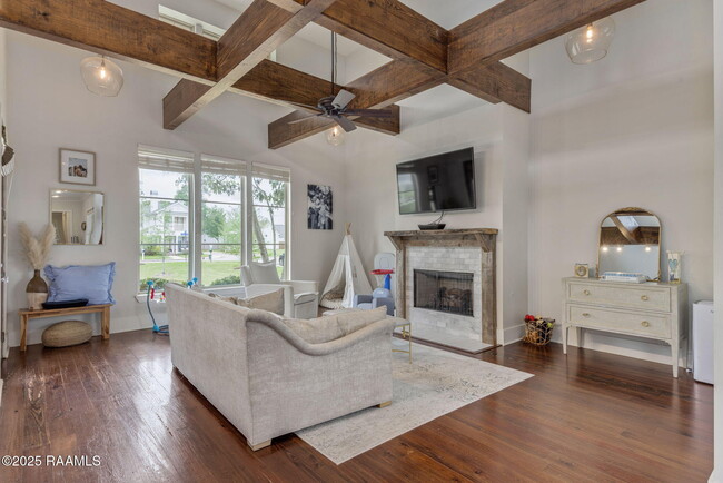 Building Photo - 112 Avoyelles Dr