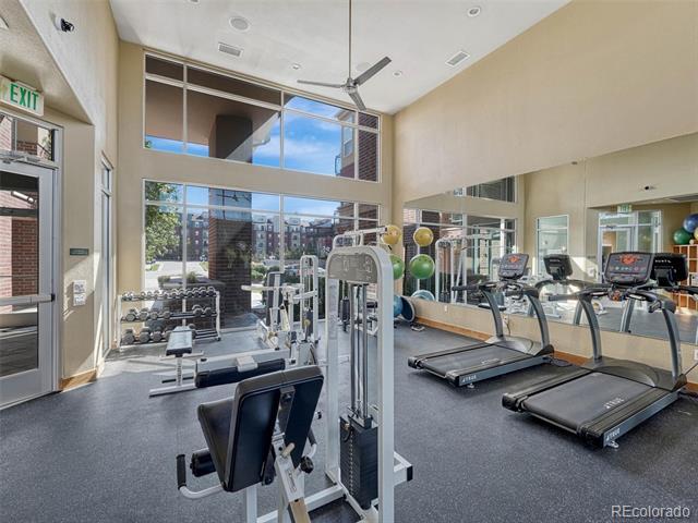 Building Photo - 10176 Park Meadows Dr