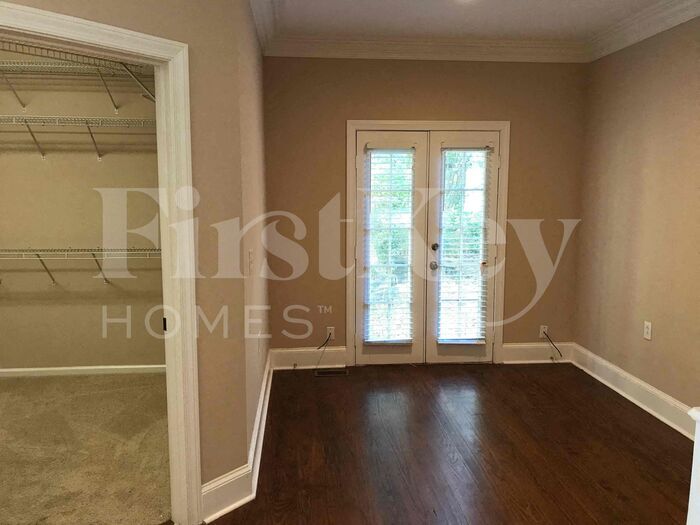 Building Photo - 1609 Flat Rock Dr SW